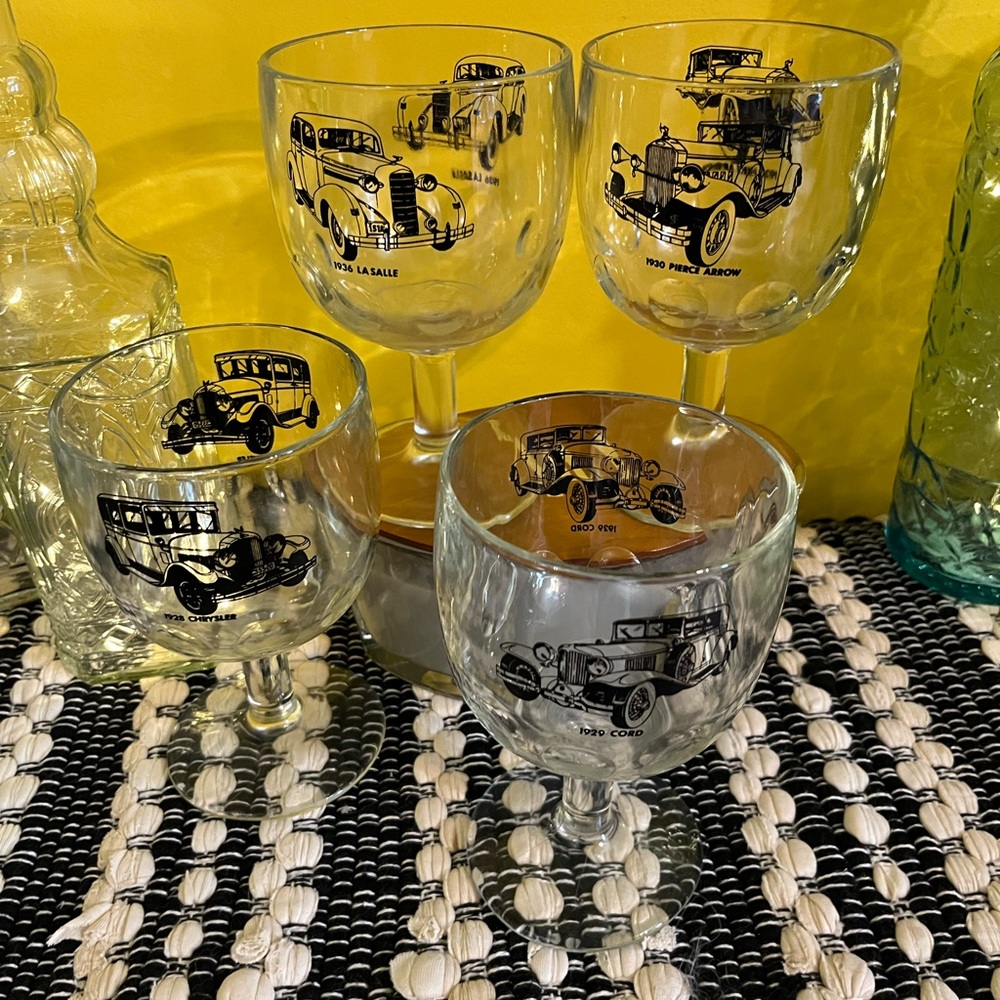 Set of 4 FORD Vintage Car Design Glass Goblets - Set of 4 - Picture 7 of 10